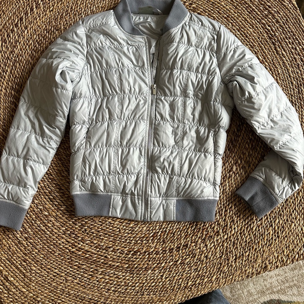 Athleta Women’s Gray Quilted Jacket size small